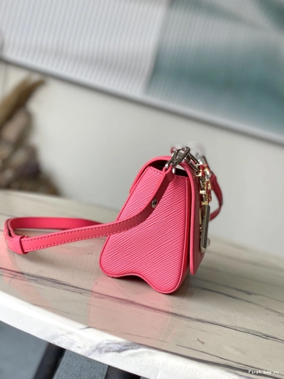 First bag ru TWIST LOUIS PM-19*15*9CM VUITTON 0815